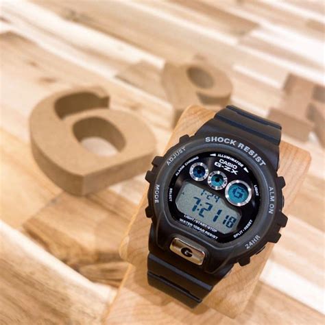 casio g-shock gzx-690j-7a2 1